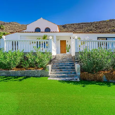 Villa Pride & Joy Atlantic